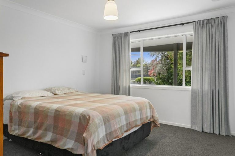 Photo of property in 22 Macdonell Street, Hilltop, Taupo, 3330