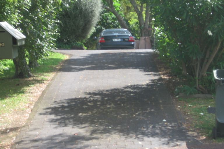 Photo of property in 20 Arahia Street, Northcote, Auckland, 0627