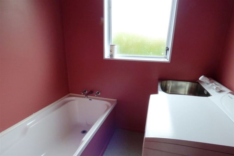 Photo of property in 3 Christie Street, Balclutha, 9230