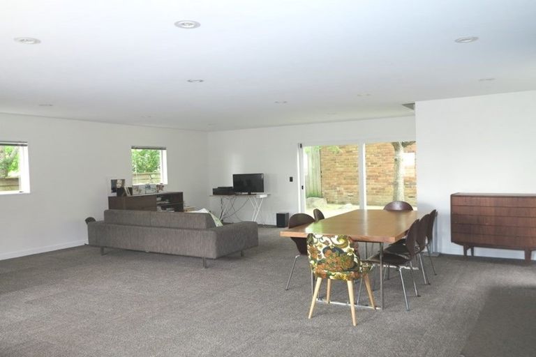 Photo of property in 51 Queen Street, Northcote Point, Auckland, 0627