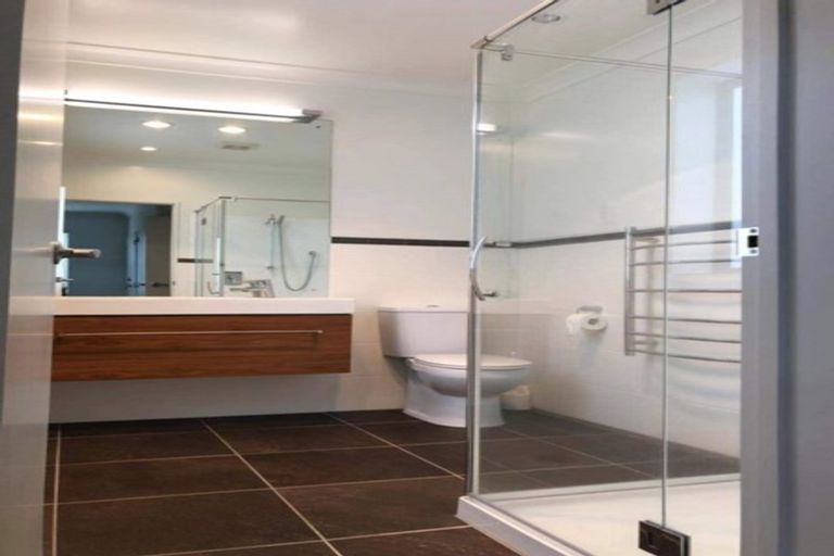 Photo of property in 1 Donnelly Street, Stonefields, Auckland, 1072