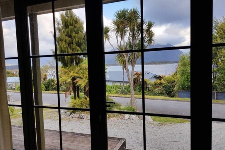 Photo of property in 23 Koe Street, Moana, 7872