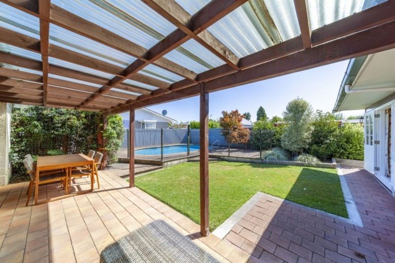 Photo of property in 10 Laurent Place, Greenmeadows, Napier, 4112