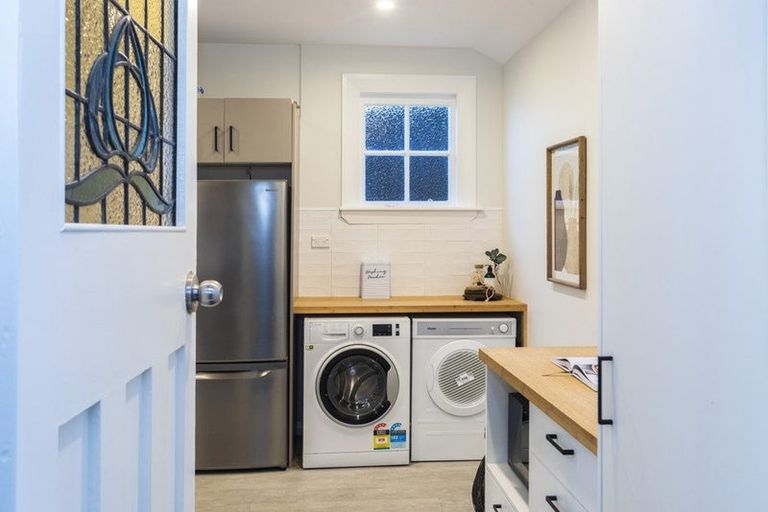 Photo of property in 97 Hackthorne Road, Cashmere, Christchurch, 8022