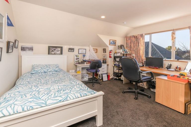 Photo of property in 104 Hamilton Avenue, Ilam, Christchurch, 8041