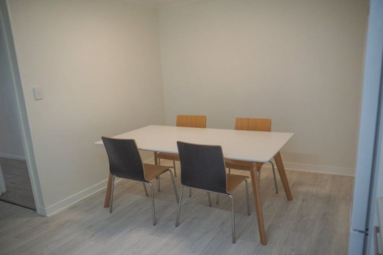 Photo of property in 164 Sunset Road, Unsworth Heights, Auckland, 0632