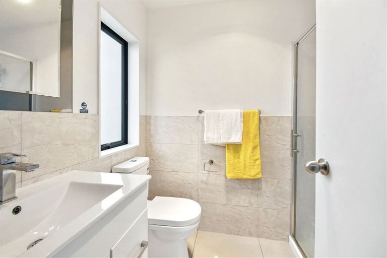 Photo of property in 53 Tarapiroe Avenue, Takanini, 2112