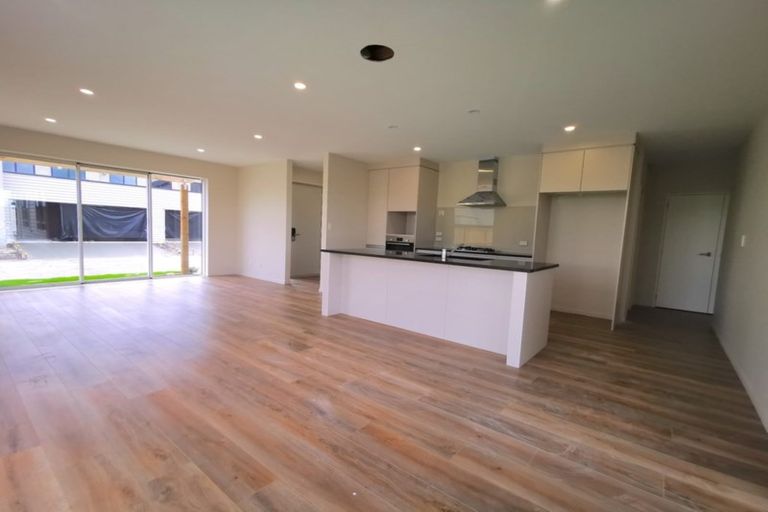 Photo of property in 17 Kapia Drive, Takanini, 2112