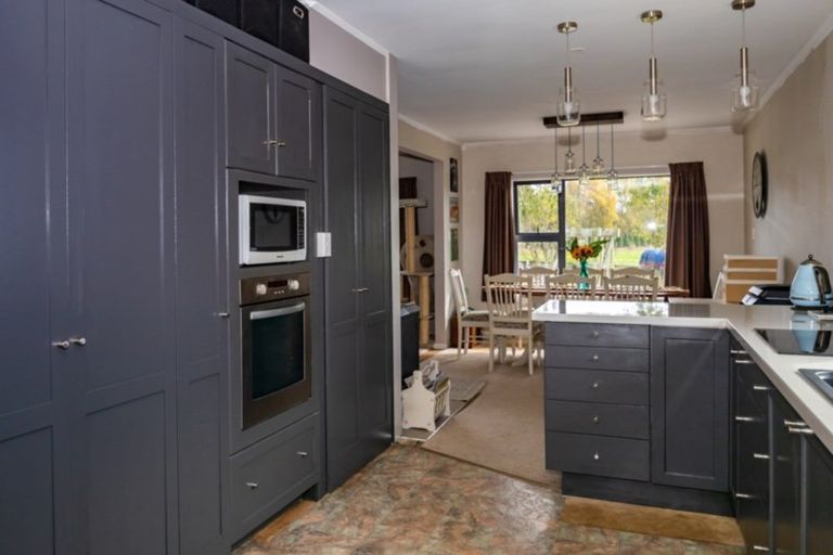 Photo of property in 14 Arowhenua Station Road, Kerrytown, Timaru, 7973