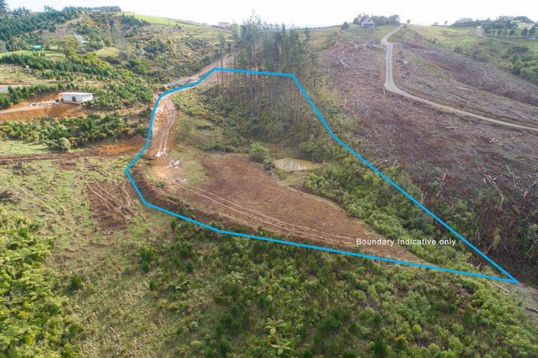 Photo of property in 2 Pineland Drive, Turitea, Palmerston North, 4472