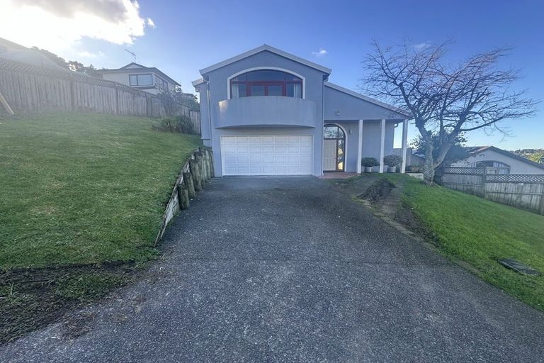 Photo of property in 2/43 Noeleen Street, Glenfield, Auckland, 0629