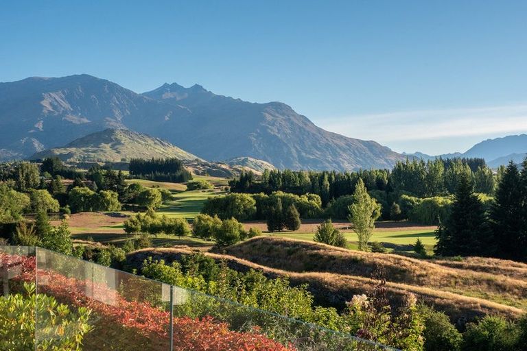 Photo of property in 13 Shaw Street, Arrowtown, 9302