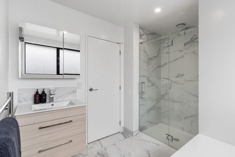 Photo of property in 4/41 Kervil Avenue, Te Atatu Peninsula, Auckland, 0610