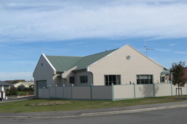 Photo of property in 22 Dobson Street, Gleniti, Timaru, 7910