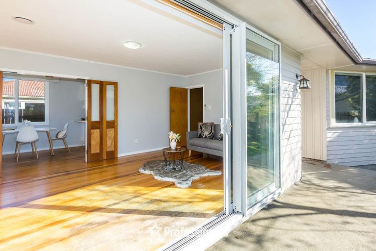 Photo of property in 10 Rosina Street, Clouston Park, Upper Hutt, 5018