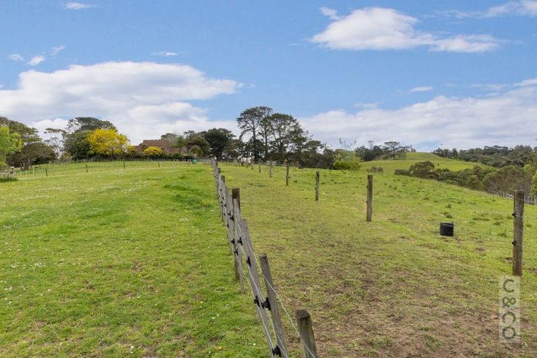 Photo of property in 25 School Road, Waimauku, 0881