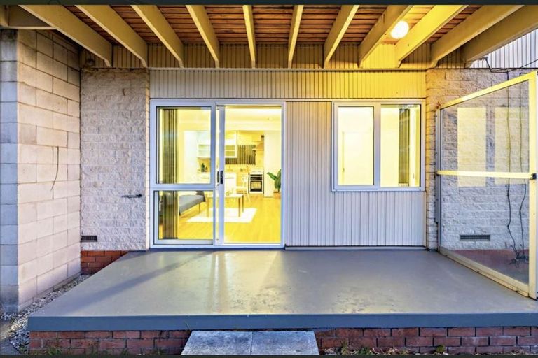 Photo of property in 5/246 Shirley Road, Papatoetoe, Auckland, 2025