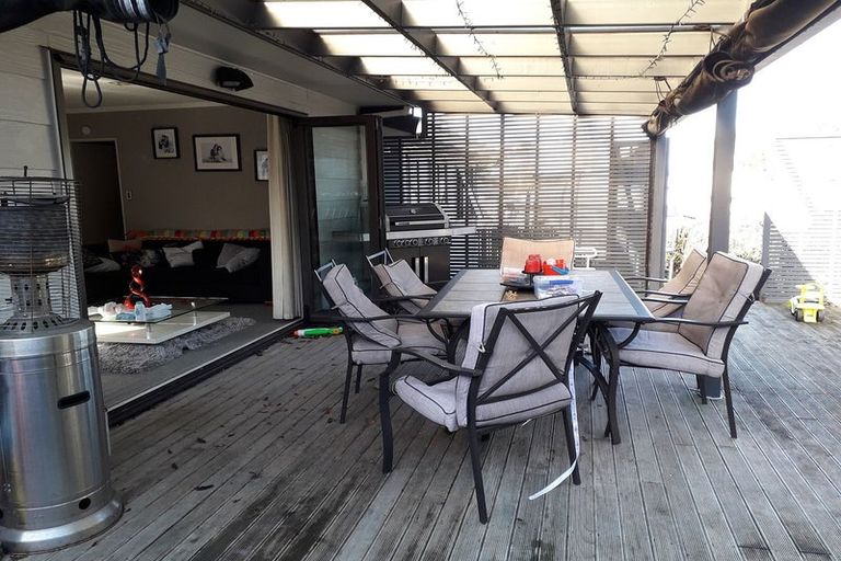 Photo of property in 7 Pokapu Place, Bethlehem, Tauranga, 3110