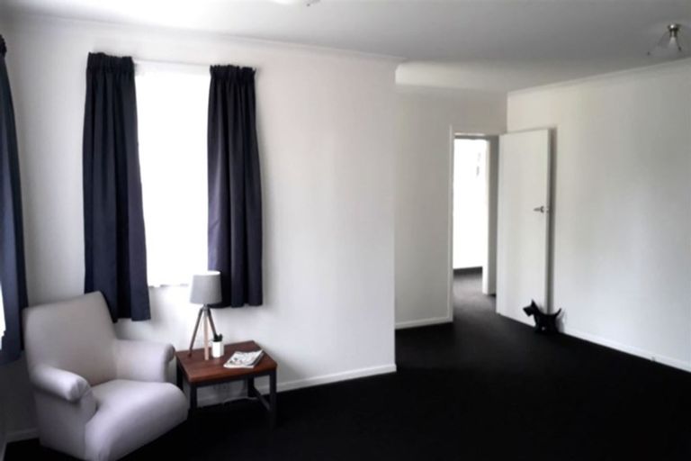 Photo of property in 41 Ruamahanga Crescent, Terrace End, Palmerston North, 4410