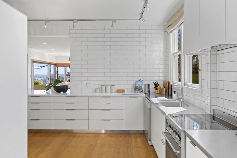 Photo of property in 83a Hackthorne Road, Cashmere, Christchurch, 8022