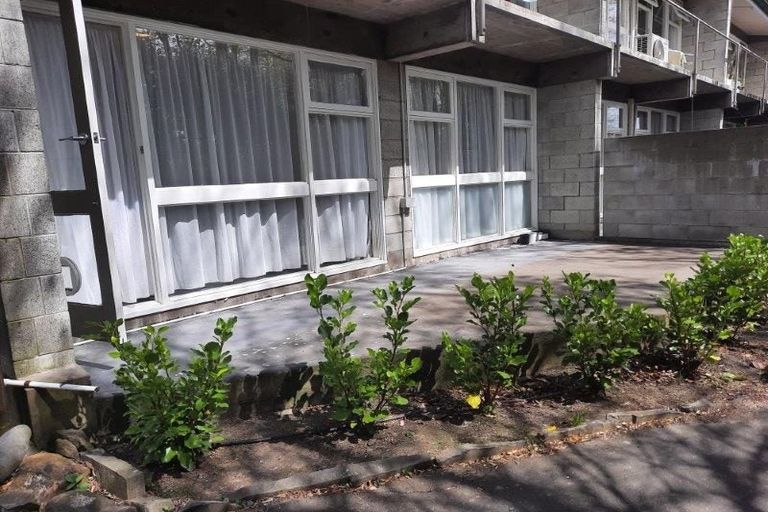 Photo of property in 142 Waimairi Road, Ilam, Christchurch, 8041