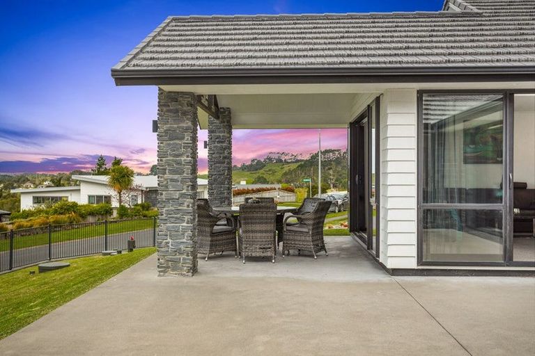 Photo of property in 104 Solan Drive, Waimauku, 0812
