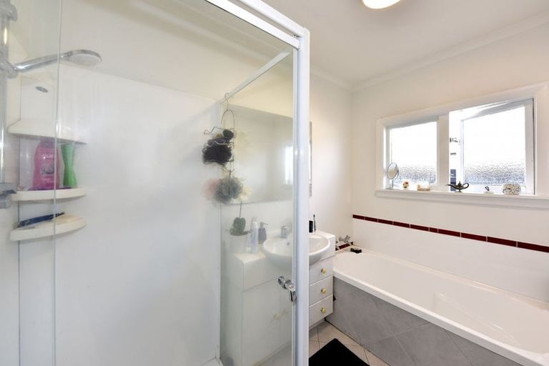 Photo of property in 105 Pages Road, Wainoni, Christchurch, 8061