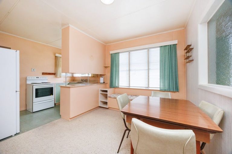 Photo of property in 32 Andrew Street, Feilding, 4702