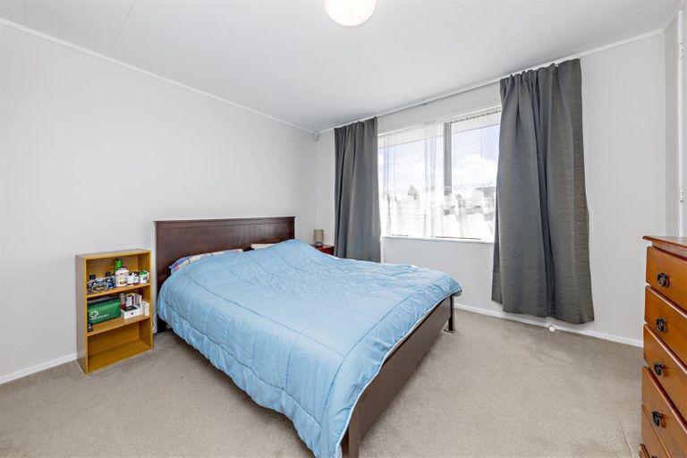 Photo of property in 3/23 Mataura Place, Clover Park, Auckland, 2019