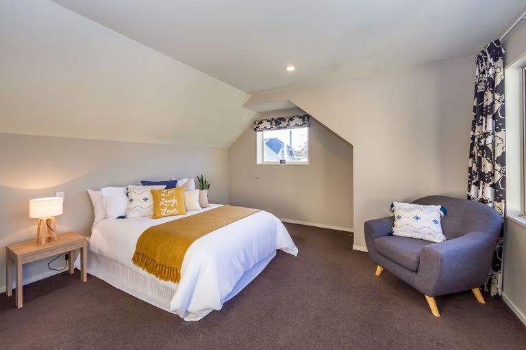 Photo of property in 11a Galway Avenue, Bryndwr, Christchurch, 8052