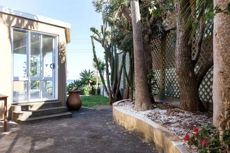 Photo of property in 25 Tiromoana Crescent, Bell Block, New Plymouth, 4312