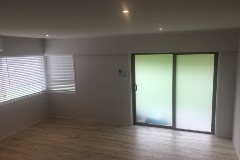 Photo of property in 64 West Coast Road, Glen Eden, Auckland, 0602