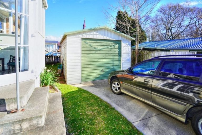Photo of property in 11 Cameron Road, Te Puke, 3119