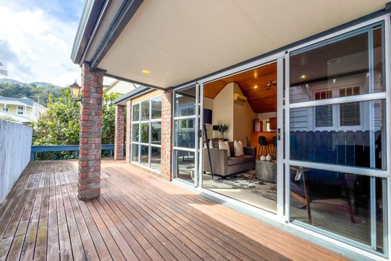 Photo of property in 102 Beach Road, Thames, 3500