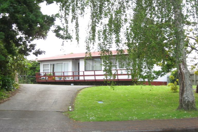 Photo of property in 33 Tairere Crescent, Rosehill, Papakura, 2113