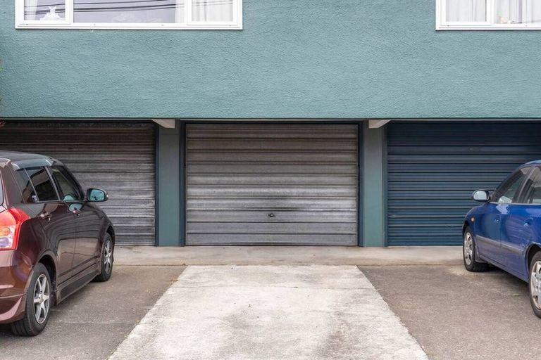 Photo of property in 520 Barbadoes Street, Edgeware, Christchurch, 8013