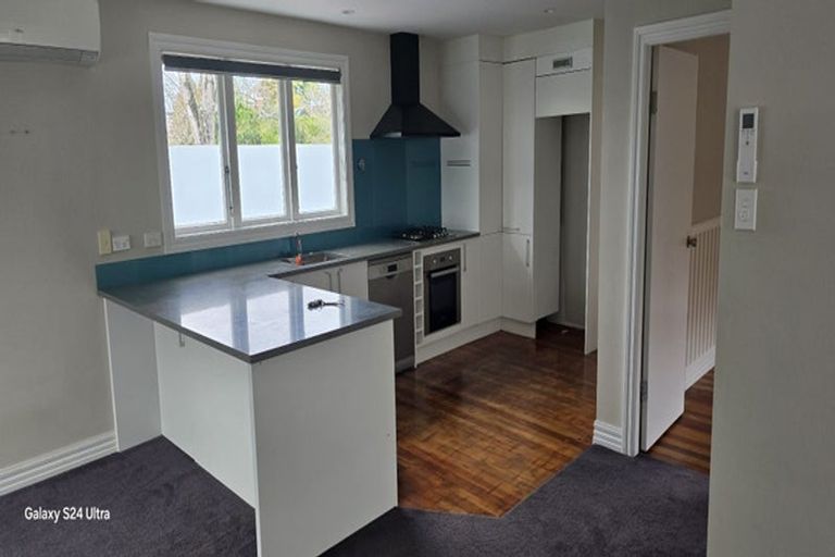 Photo of property in 25 Glenfern Road, Mellons Bay, Auckland, 2014