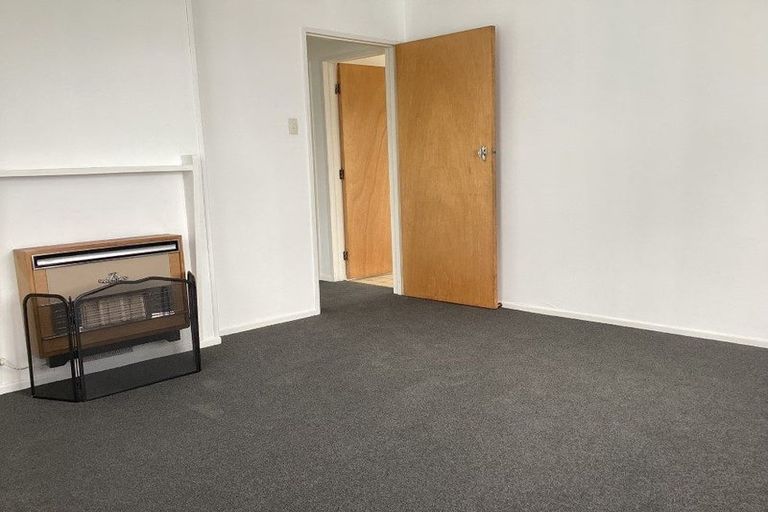 Photo of property in 46 Tavistock Street, Westown, New Plymouth, 4310