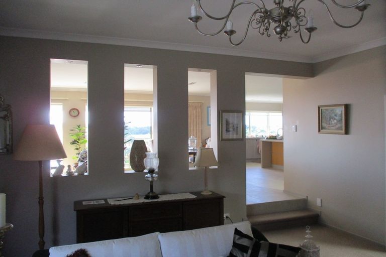 Photo of property in 12 Burwood Terrace, Gulf Harbour, Whangaparaoa, 0930