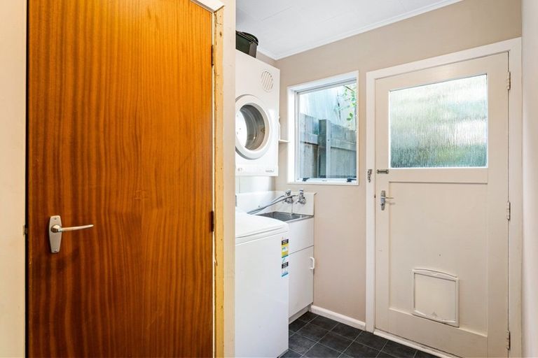 Photo of property in 29a Robson Street, Stokes Valley, Lower Hutt, 5019