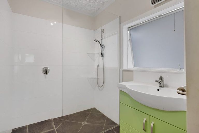 Photo of property in 64 Ngamotu Road, Spotswood, New Plymouth, 4310