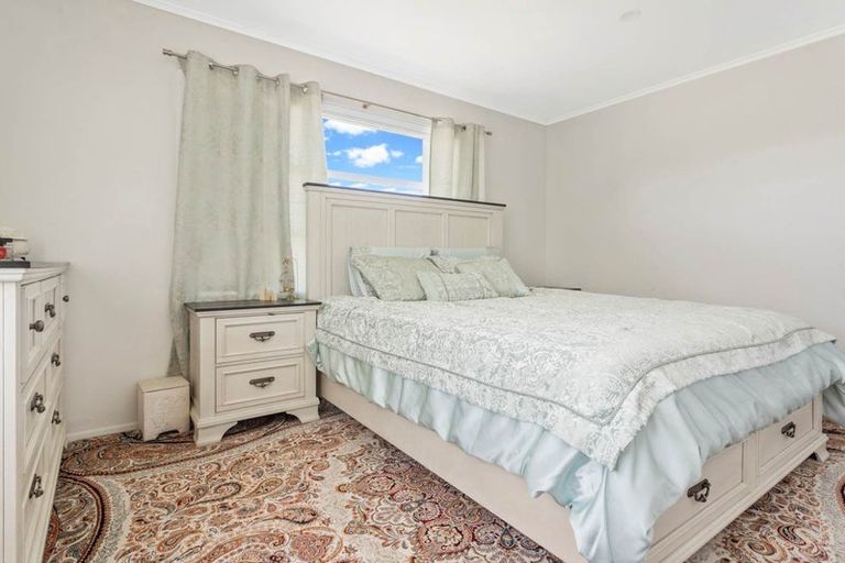 Photo of property in 14 Boon Street, Manurewa, Auckland, 2102