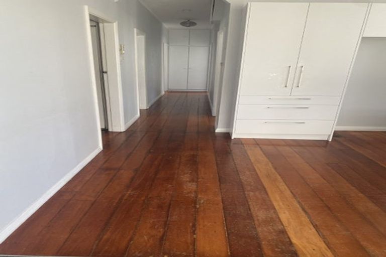 Photo of property in 20 Mudie Street, Alicetown, Lower Hutt, 5010