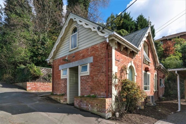 Photo of property in 40 Park Street, North Dunedin, Dunedin, 9016