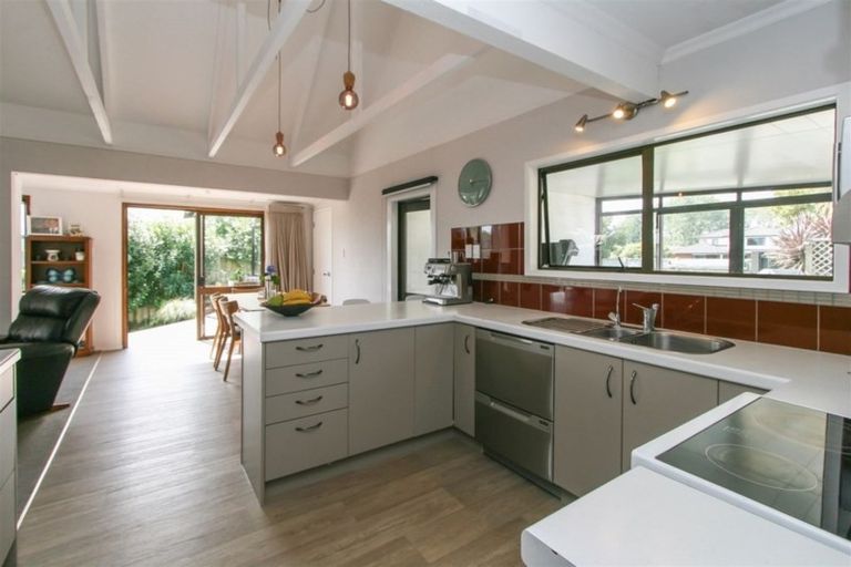 Photo of property in 73 Rewa Street, Inglewood, 4330