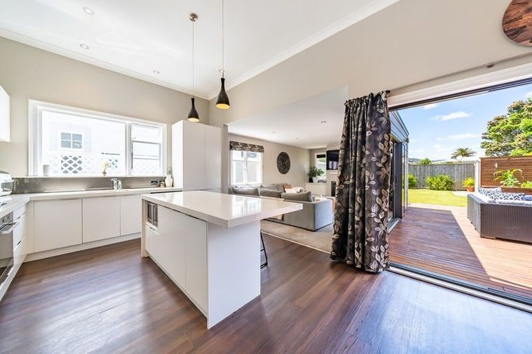 Photo of property in 16 Buick Street, Petone, Lower Hutt, 5012