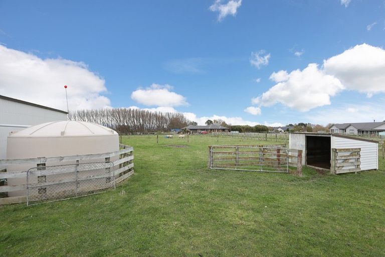 Photo of property in 235 Watershed Road, Bunnythorpe, Palmerston North, 4470