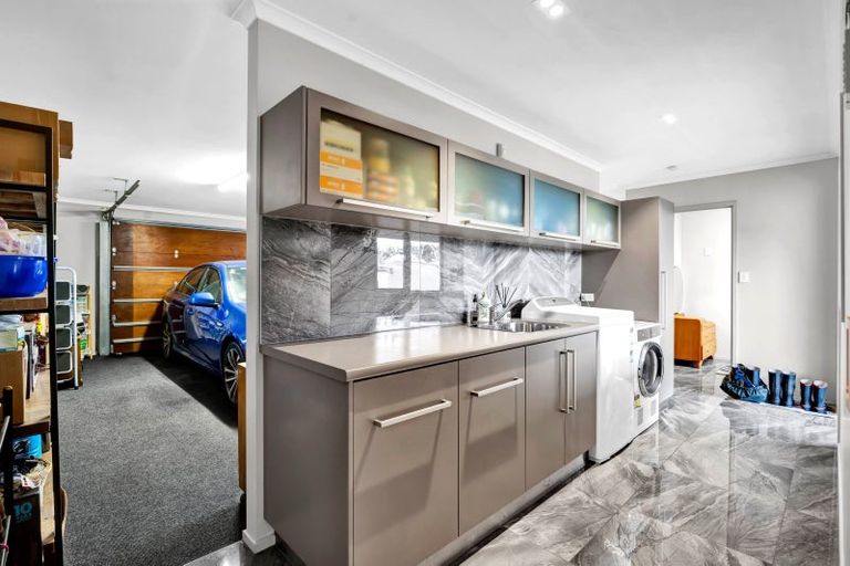 Photo of property in 112b Princess Street, Waitara, 4383