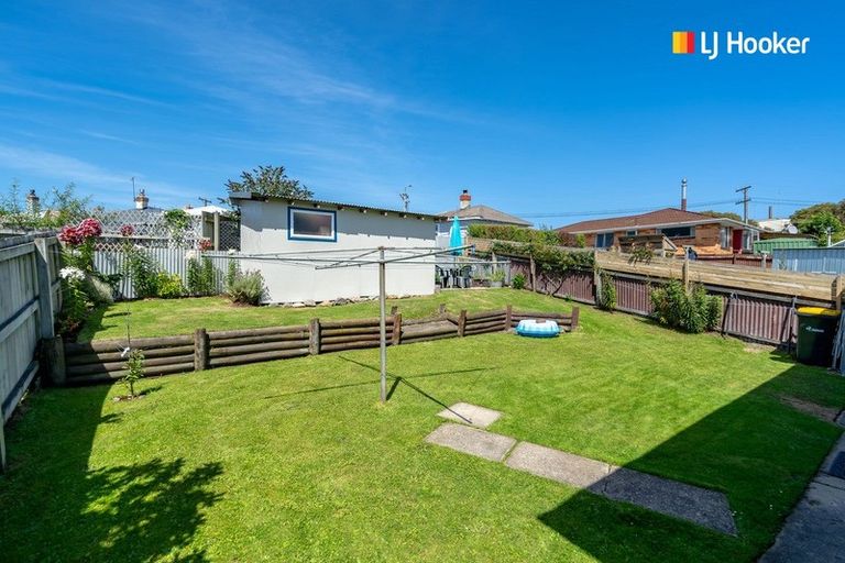Photo of property in 11 Crest Street, Tainui, Dunedin, 9013