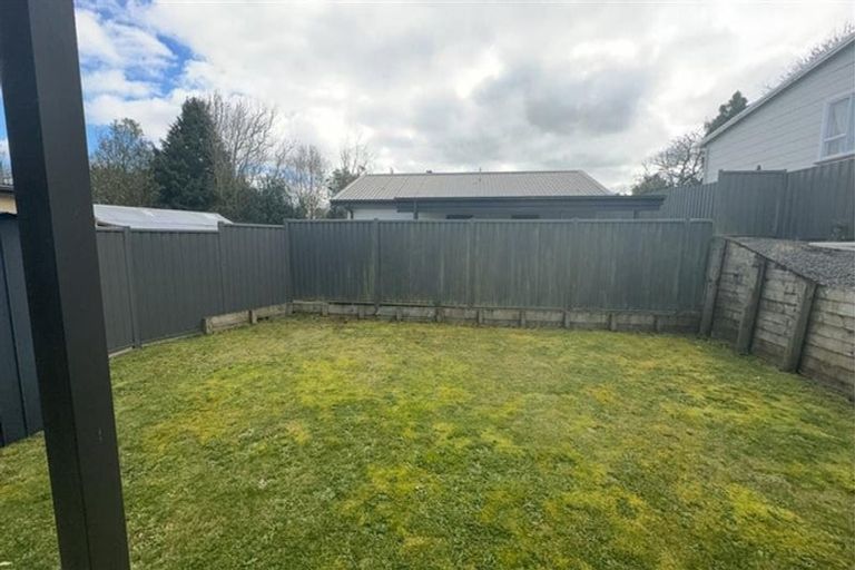 Photo of property in 238 Bridge Street, Eltham, 4322